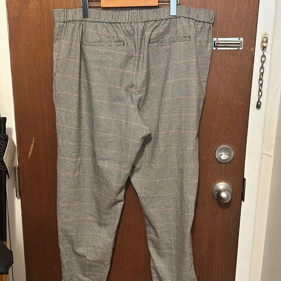 Reitmans Pull On Plaid Pants - Picture 6 of 8